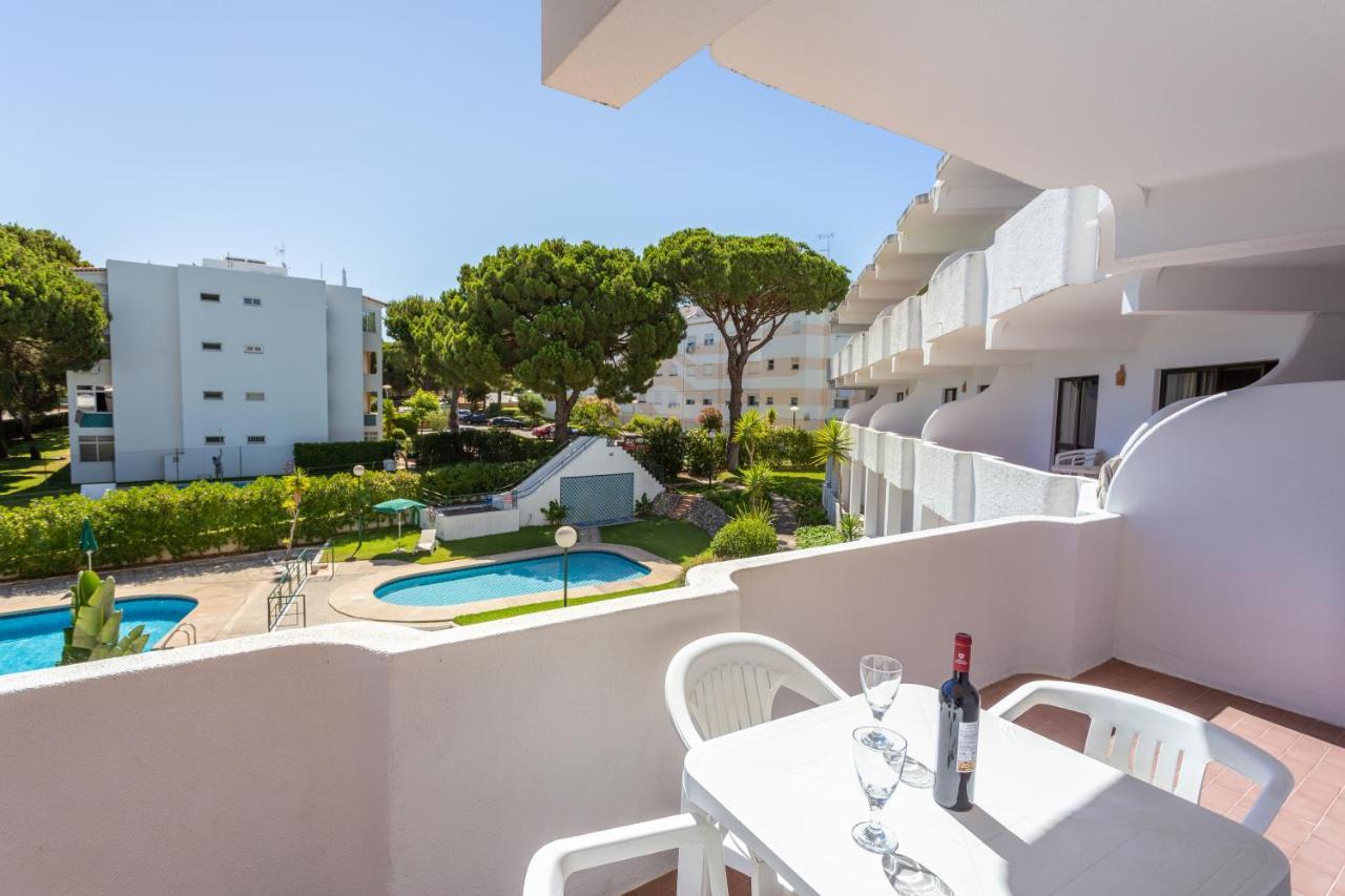 شقة Host Wise - Bright Cozy Flats W Terrace & Pool كوارتيرا المظهر الخارجي الصورة