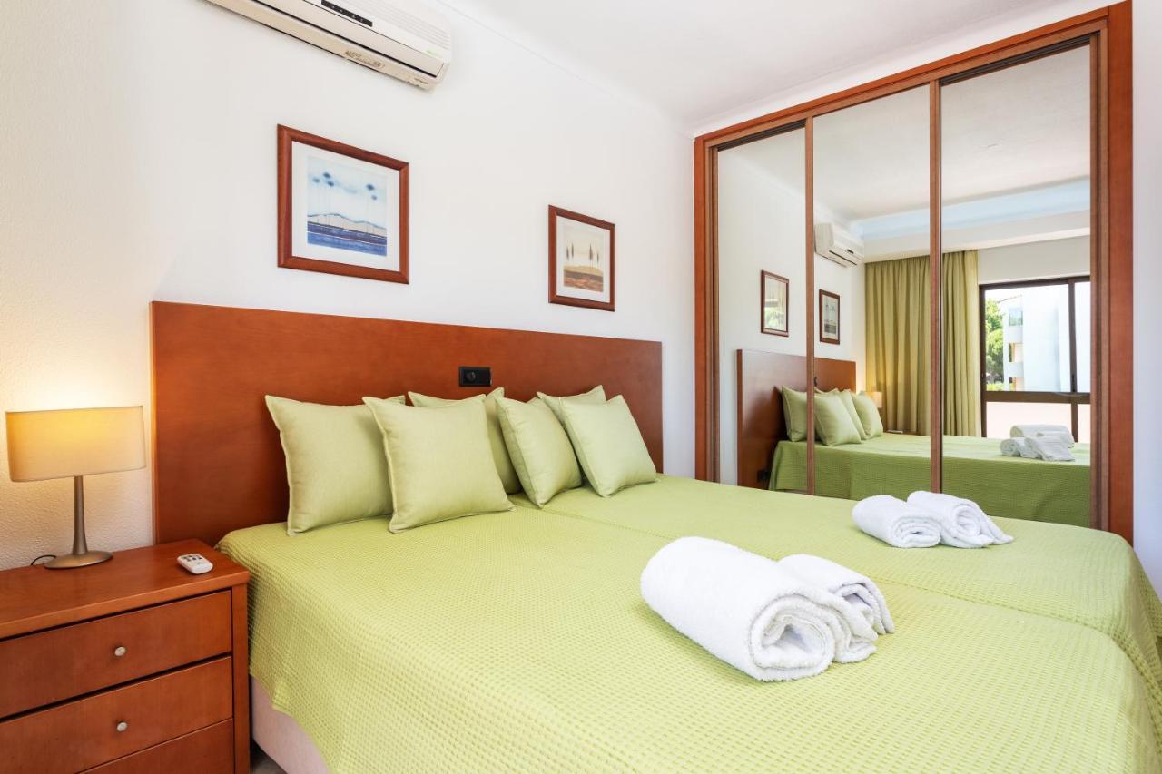 شقة Host Wise - Bright Cozy Flats W Terrace & Pool كوارتيرا المظهر الخارجي الصورة